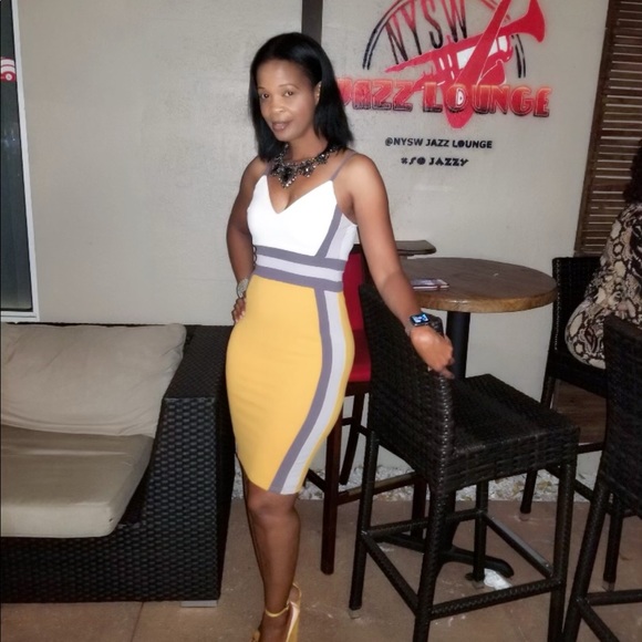 Meet your Posher, Nichole - Picture 6 of 8